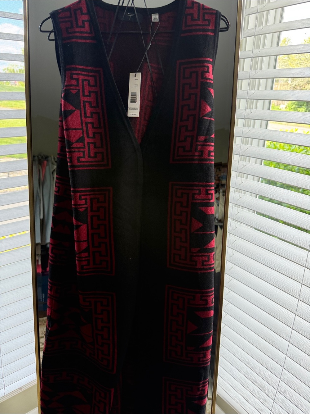 Tahari Black & Rich Rhubarb Geometric Sleeveless Long Vest
